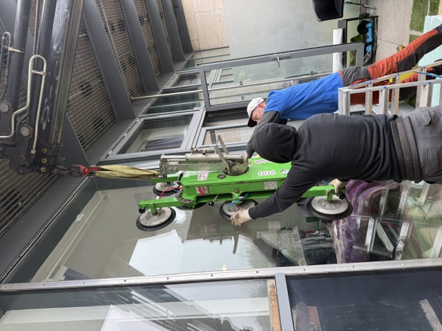 About Hammersmith Glazing